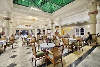 Royal Rattanakosin Hotel